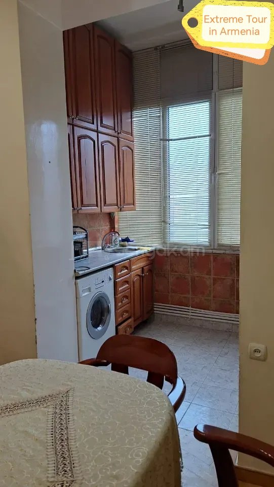 3 Սենյականոց Բնակարան Քարե Շենքում, 80քմ, 3/4 հարկ, Կապիտալ Վերանորոգված, Կահավորված, Արևկող