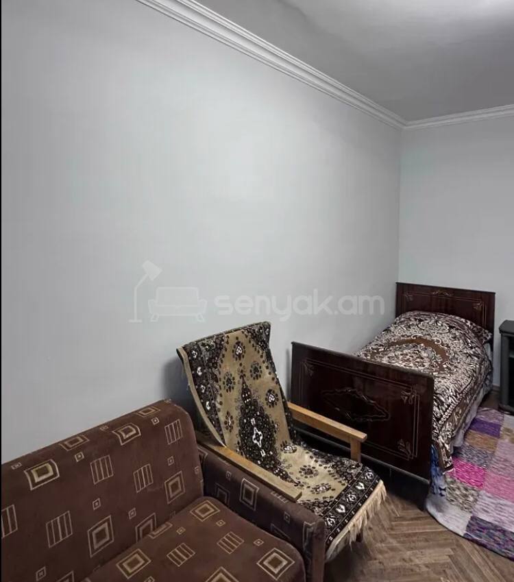 1 Սենյականոց Բնակարան Քարե Շենքում, 30քմ, 2/5 հարկ, Կոսմետիկ Վերանորոգված, Կահավորված, Արևկող