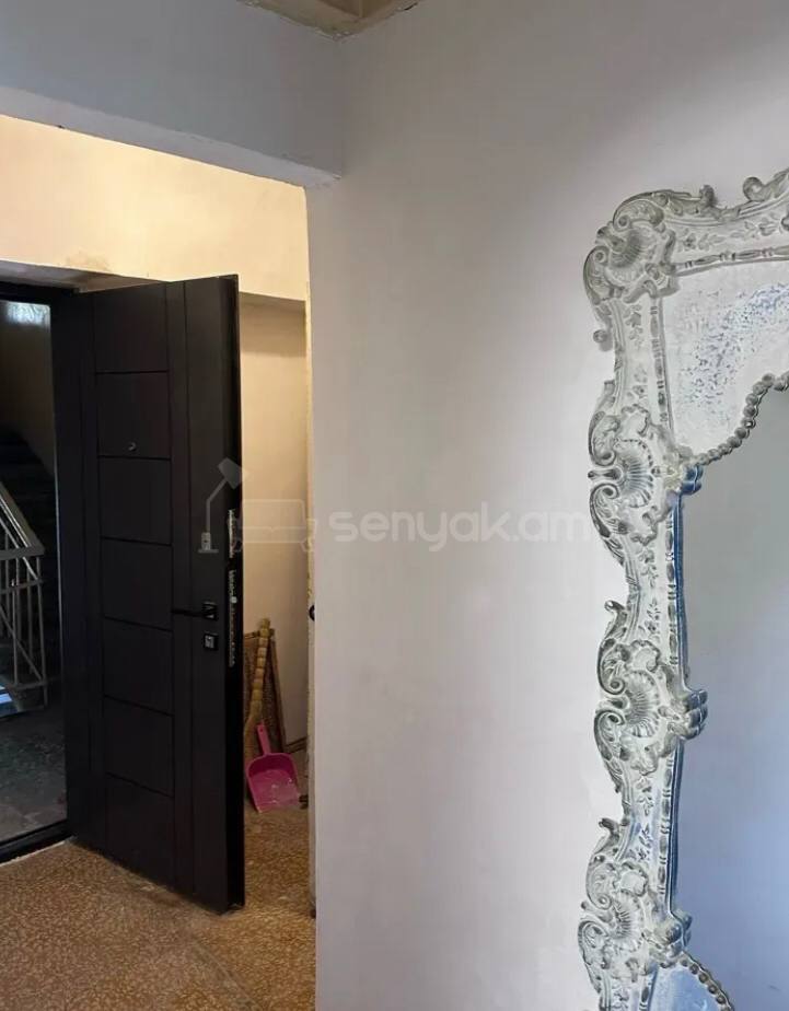1 Սենյականոց Բնակարան Քարե Շենքում, 30քմ, 2/5 հարկ, Կոսմետիկ Վերանորոգված, Կահավորված, Արևկող