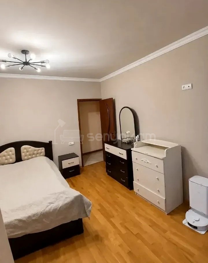 4 Սենյականոց Բնակարան, 100քմ, 4/16 հարկ, Կապիտալ Վերանորոգված