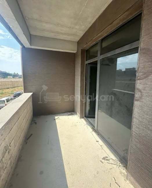 3 Սենյականոց Բնակարան Նորակառույցում, 110քմ, 2/18 հարկ, Զրոյական Վիճակում
