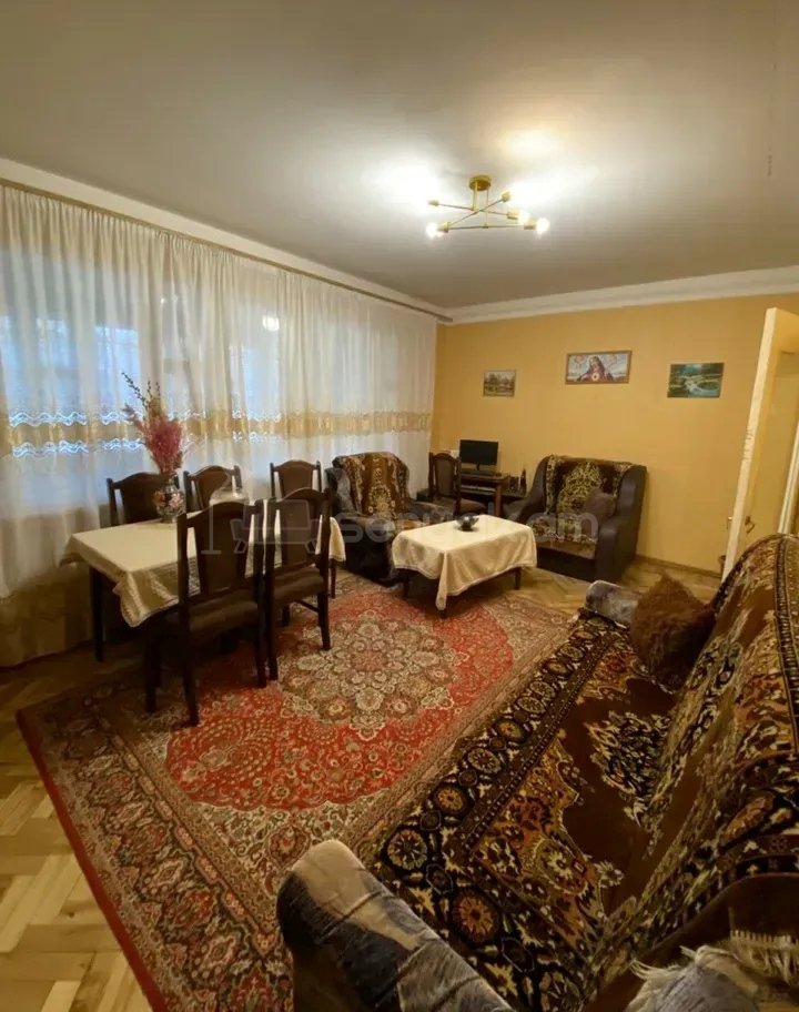 3 Սենյականոց Բնակարան, 77քմ, 7/9 հարկ, Նորմալ Վիճակում