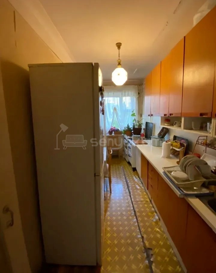 3 Սենյականոց Բնակարան, 77քմ, 7/9 հարկ, Նորմալ Վիճակում