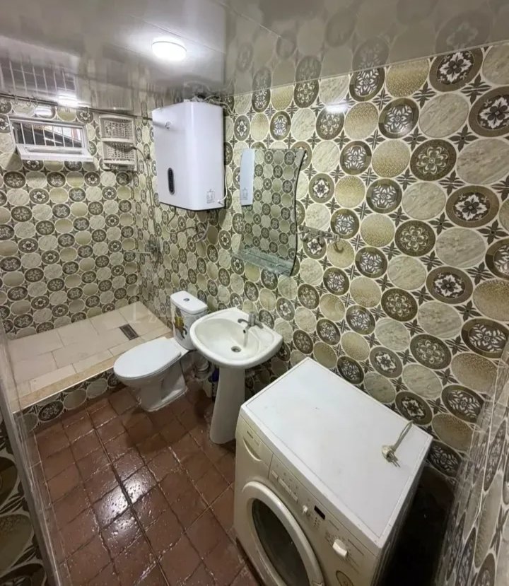 1 Սենյականոց Բնակարան Քարե Շենքում, 45քմ, 1/1 հարկ, Նորմալ Վիճակում, Կահավորված