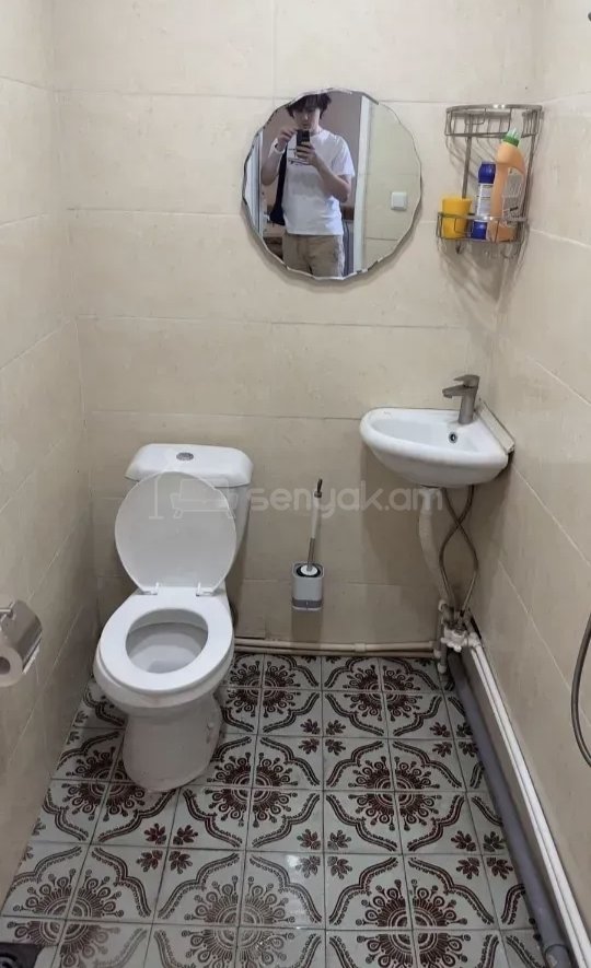 2 Սենյականոց Բնակարան Քարե Շենքում, 62քմ, 1/1 հարկ, Կապիտալ Վերանորոգված, Կահավորված