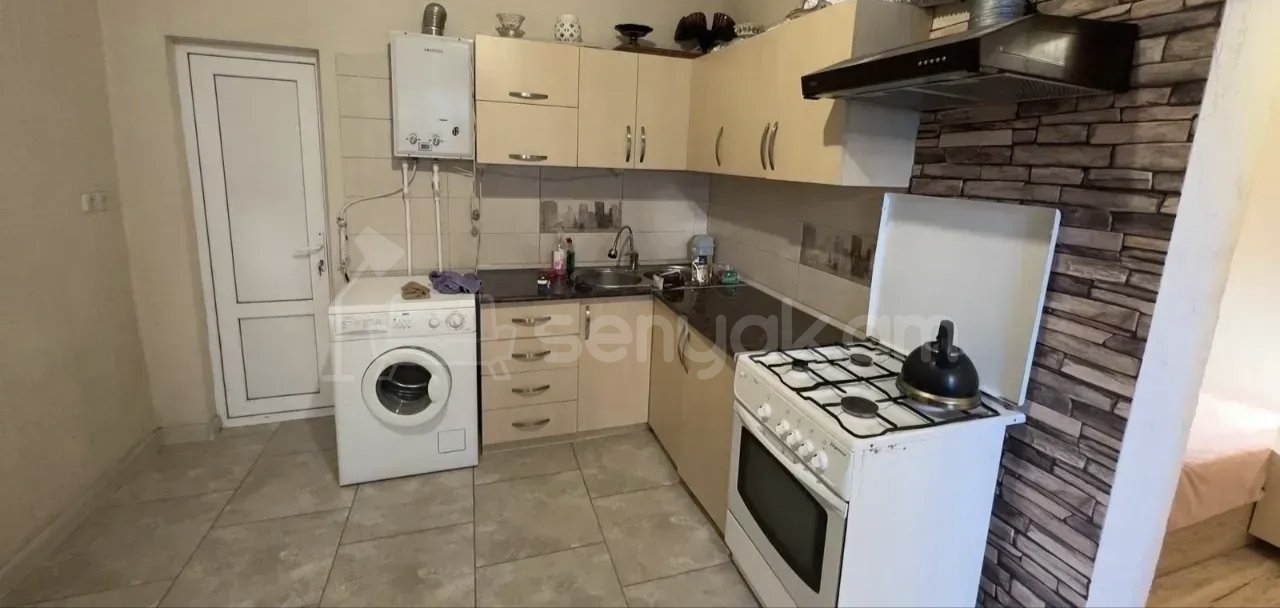 2 Սենյականոց Բնակարան Քարե Շենքում, 62քմ, 1/1 հարկ, Կապիտալ Վերանորոգված, Կահավորված