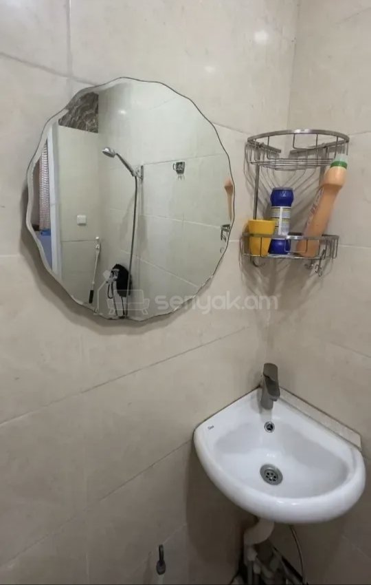 2 Սենյականոց Բնակարան Քարե Շենքում, 62քմ, 1/1 հարկ, Կապիտալ Վերանորոգված, Կահավորված