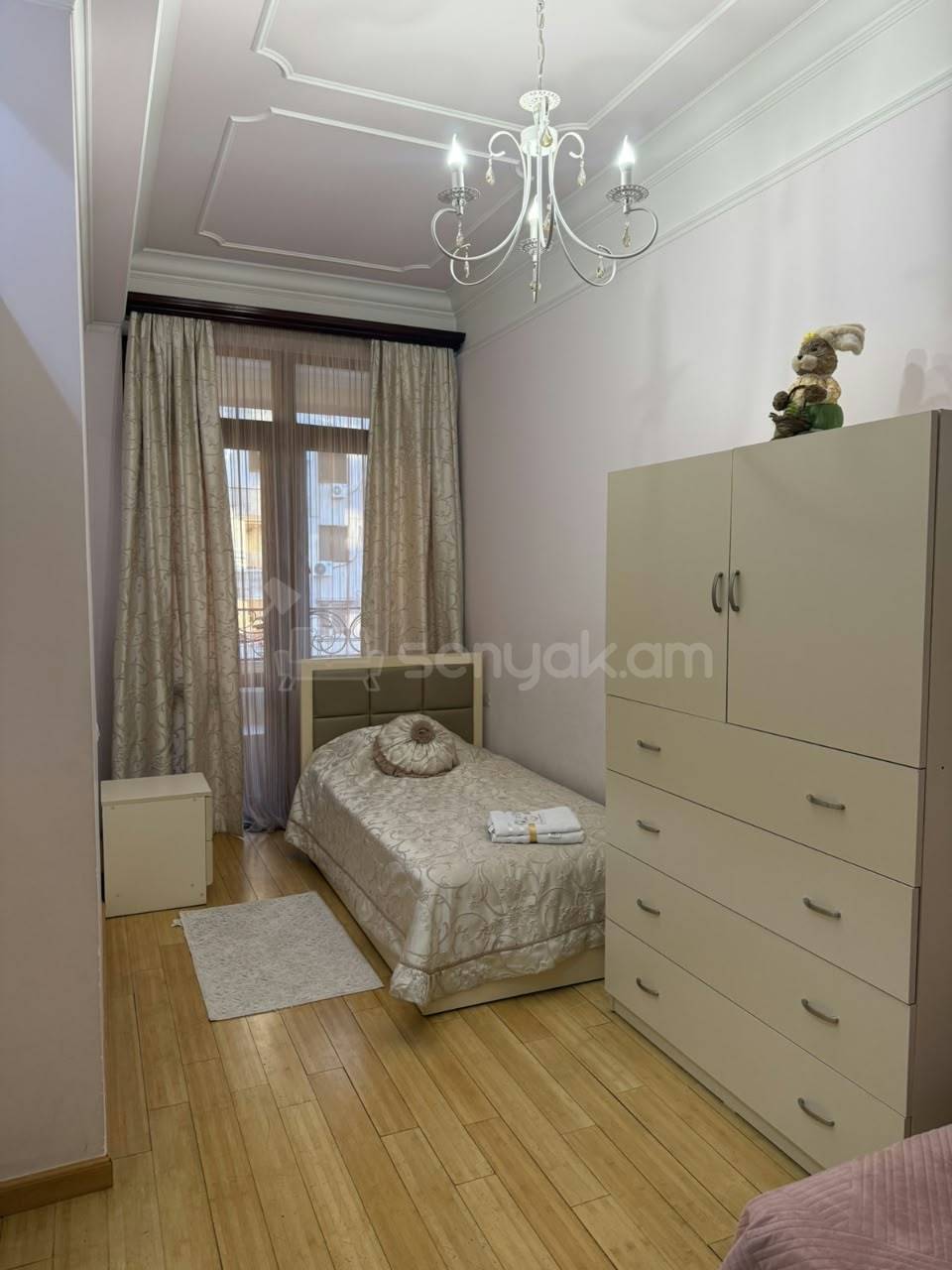 3 Սենյականոց Բնակարան Նորակառույցում, 175քմ, 5/7 հարկ, Կապիտալ Վերանորոգված, Կահավորված, Արևկող