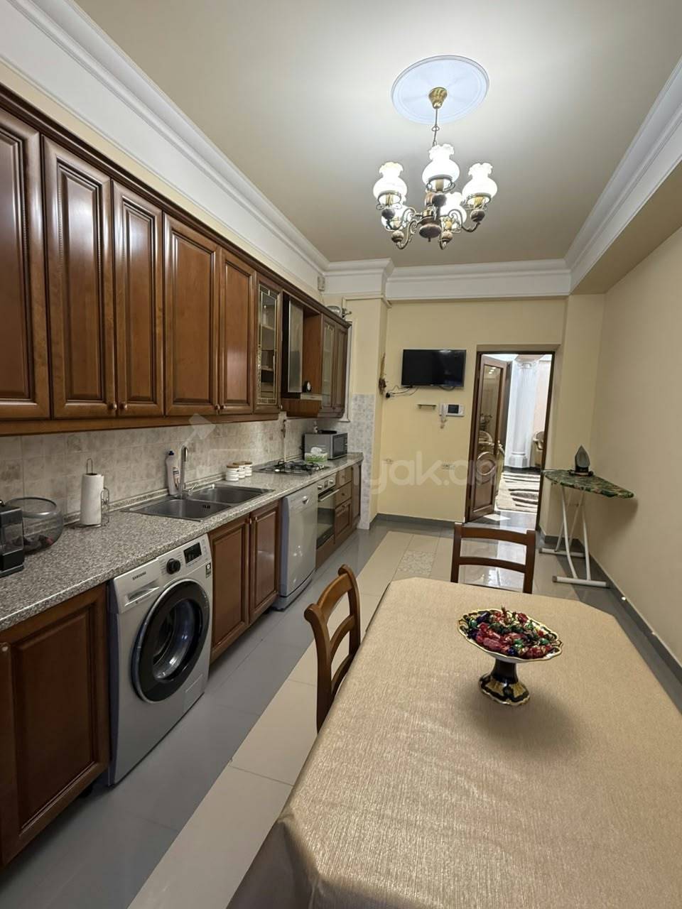 3 Սենյականոց Բնակարան Նորակառույցում, 175քմ, 5/7 հարկ, Կապիտալ Վերանորոգված, Կահավորված, Արևկող