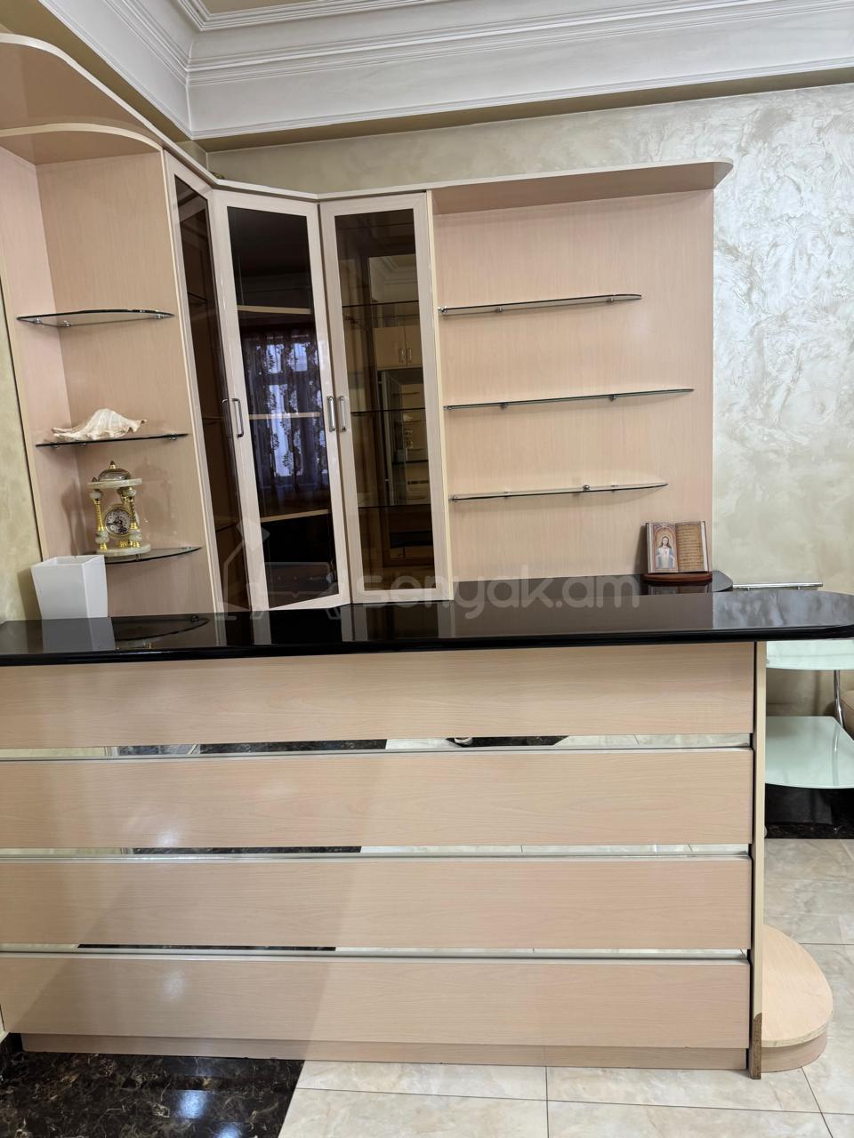 3 Սենյականոց Բնակարան Նորակառույցում, 175քմ, 5/7 հարկ, Կապիտալ Վերանորոգված, Կահավորված, Արևկող