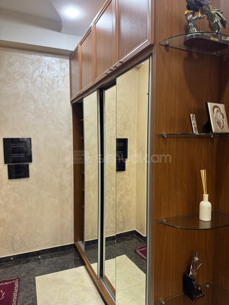3 Սենյականոց Բնակարան Նորակառույցում, 175քմ, 5/7 հարկ, Կապիտալ Վերանորոգված, Կահավորված, Արևկող