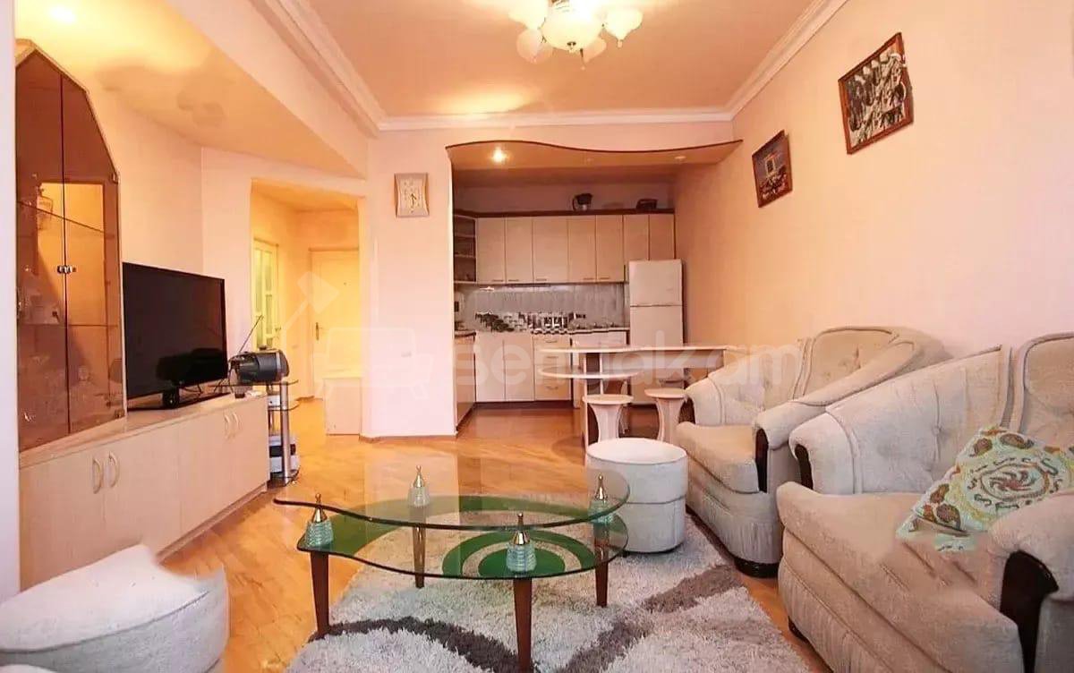 2 Սենյականոց Բնակարան, 40քմ, 2/9 հարկ, Կապիտալ Վերանորոգված