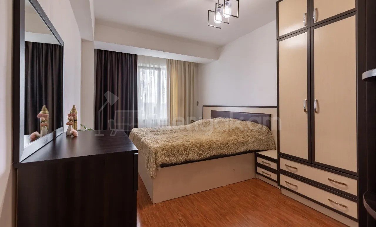 4 Սենյականոց Բնակարան, 104քմ, 9/14 հարկ, Նորմալ Վիճակում