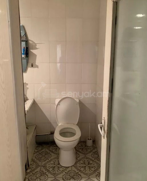 4 Սենյականոց Բնակարան, 114քմ, 8/9 հարկ, Նորմալ Վիճակում