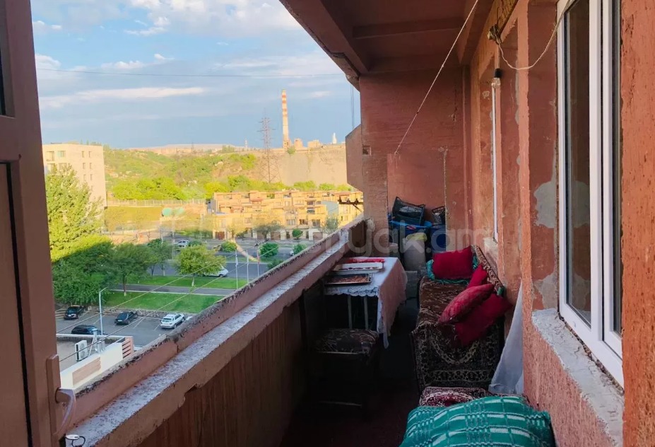 4 Սենյականոց Բնակարան, 114քմ, 8/9 հարկ, Նորմալ Վիճակում