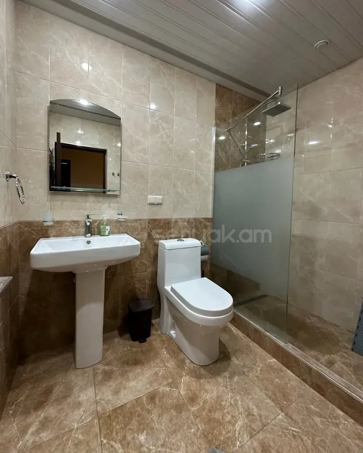 3 Սենյականոց Բնակարան Նորակառույցում, 84քմ, 7/8 հարկ, Դիզայներական Վերանորոգված, Կահավորված, Արևկող