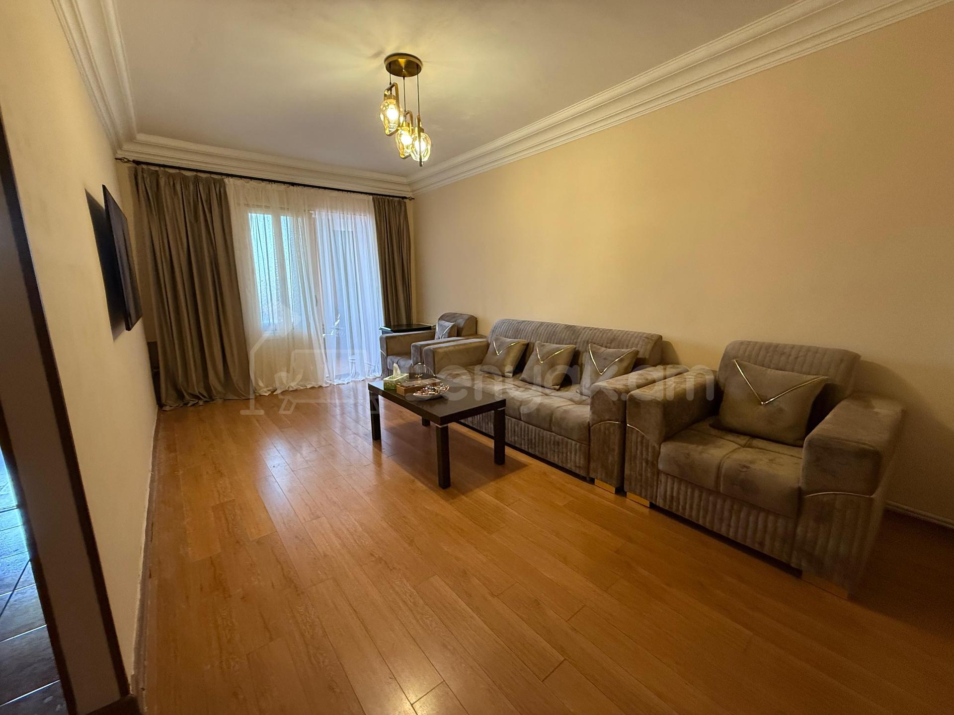 2 Սենյականոց Բնակարան Քարե Շենքում, 68քմ, 5/6 հարկ, Կապիտալ Վերանորոգված, Կահավորված, Արևկող