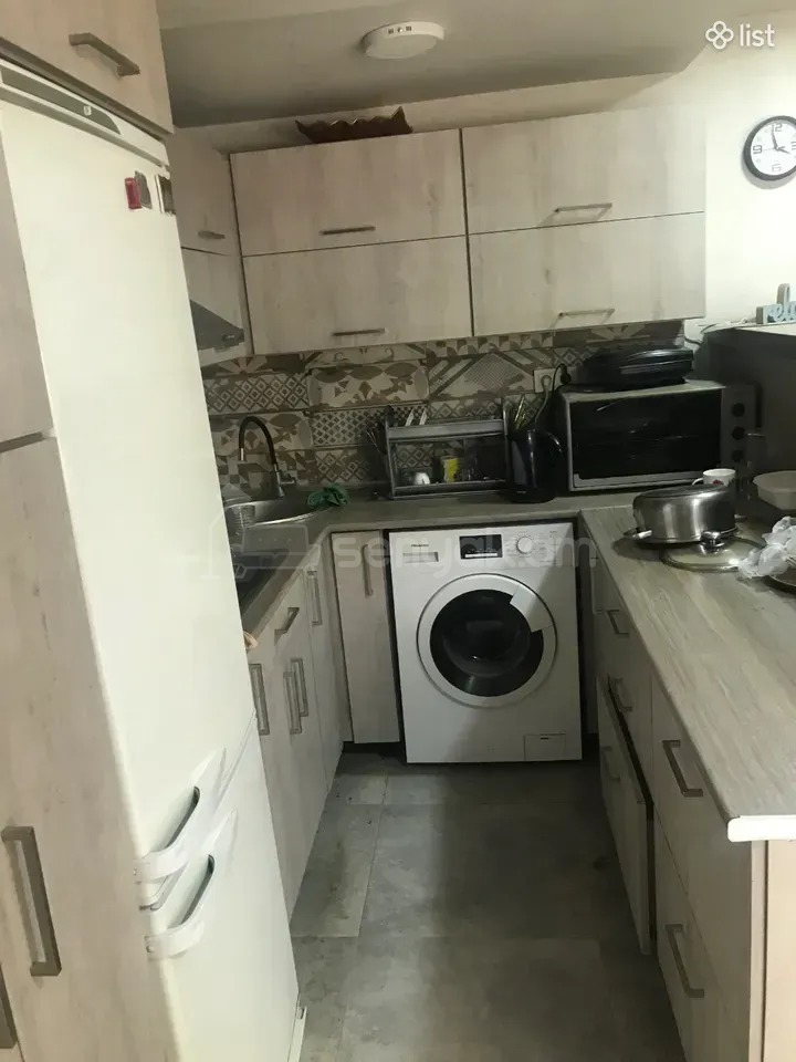 2 Սենյականոց Բնակարան Քարե Շենքում, 62քմ, 2/2 հարկ, Կապիտալ Վերանորոգված, Կահավորված