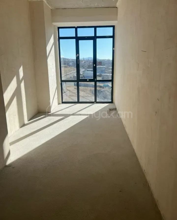 3 Սենյականոց Բնակարան Նորակառույցում, 82քմ, 5/6 հարկ, Զրոյական Վիճակում