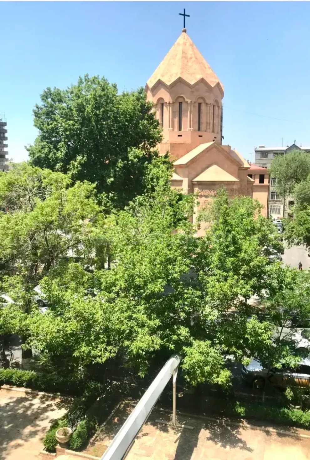 4 Սենյականոց Բնակարան Քարե Շենքում, 110քմ, 3/5 հարկ, Կապիտալ Վերանորոգված, Կահավորված, Արևկող