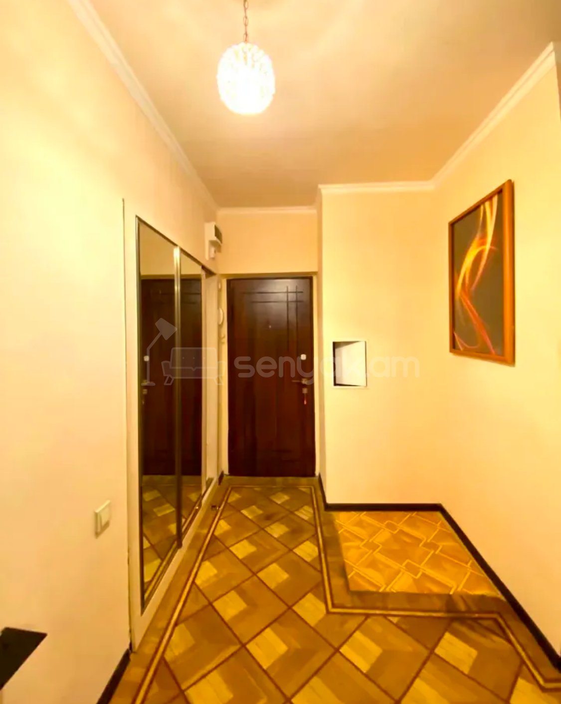 4 Սենյականոց Բնակարան Քարե Շենքում, 110քմ, 3/5 հարկ, Կապիտալ Վերանորոգված, Կահավորված