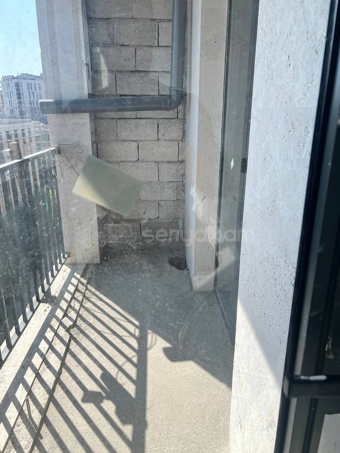 5 Սենյականոց Բնակարան Նորակառույցում, 118քմ, 5/5 հարկ, Զրոյական Վիճակում