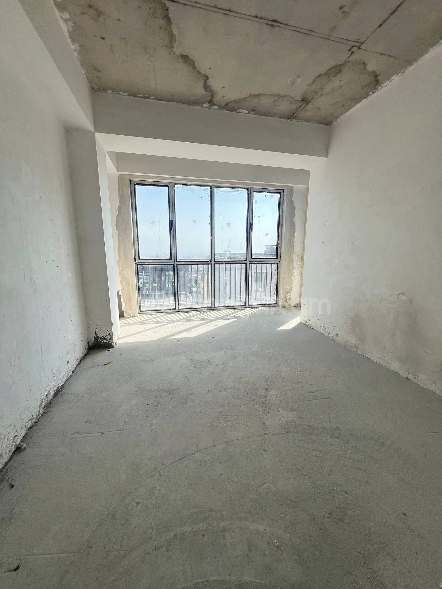 5 Սենյականոց Բնակարան Նորակառույցում, 118քմ, 5/5 հարկ, Զրոյական Վիճակում