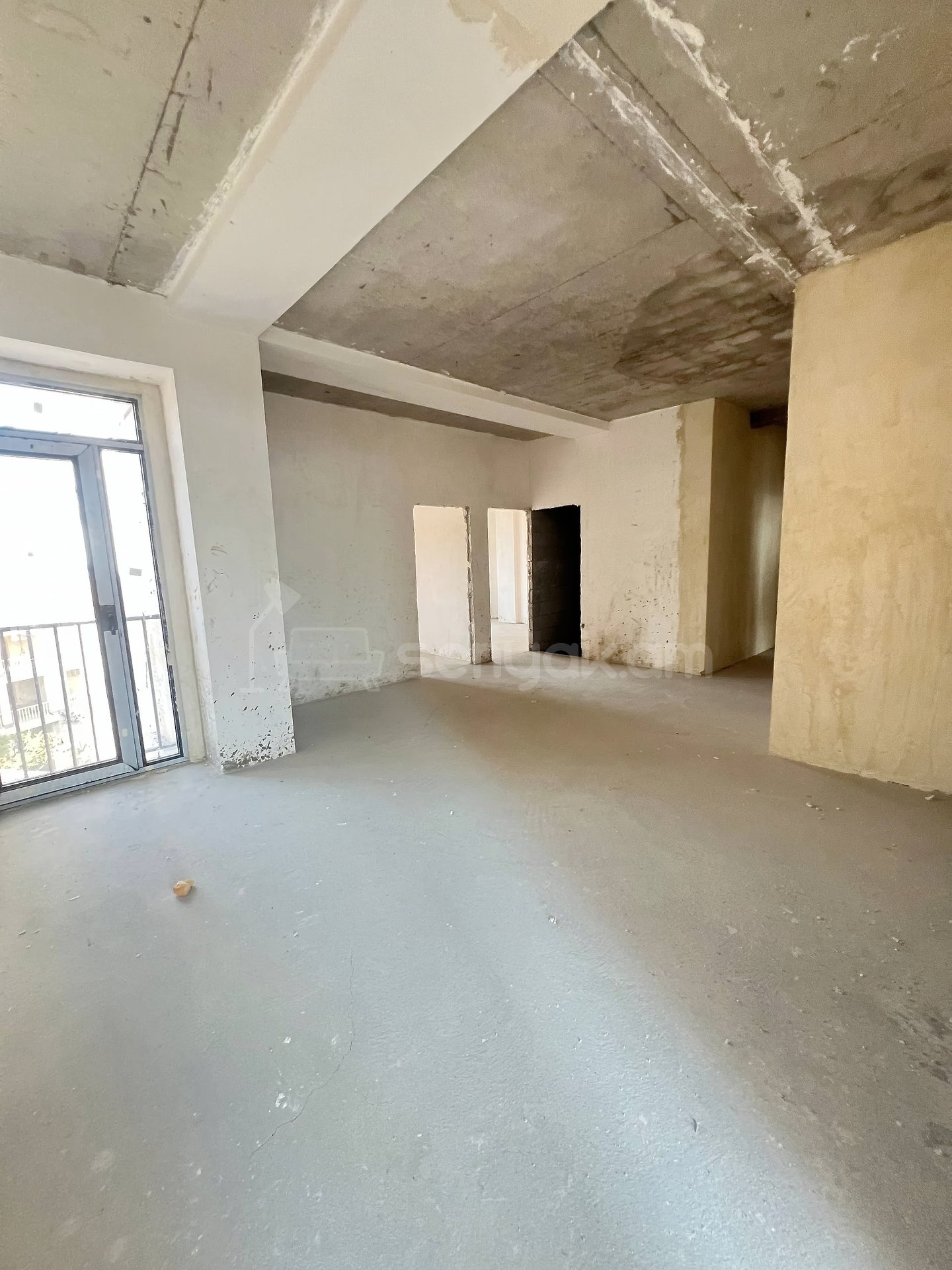 5 Սենյականոց Բնակարան Նորակառույցում, 118քմ, 5/5 հարկ, Զրոյական Վիճակում