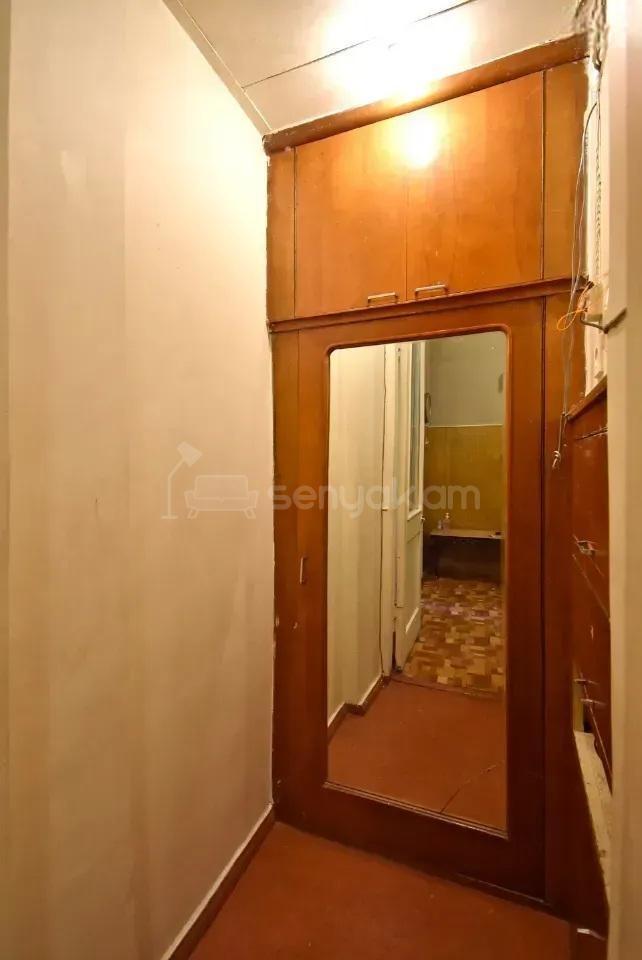 3 Սենյականոց Բնակարան Քարե Շենքում, 86քմ, 2/4 հարկ, Նորմալ Վիճակում
