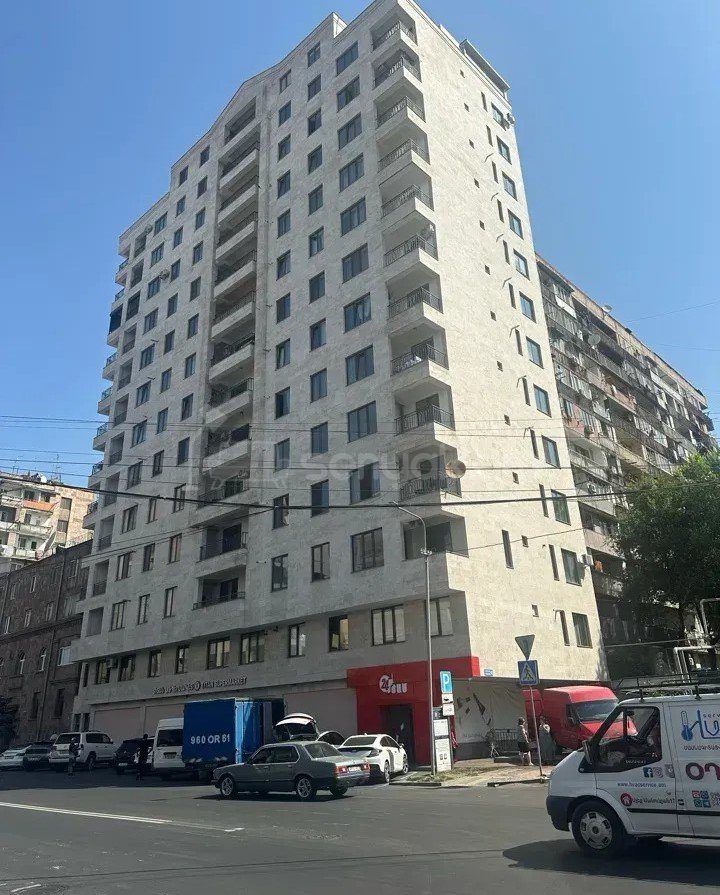 3 Սենյականոց Բնակարան Նորակառույցում, 80քմ, 13/14 հարկ, Կապիտալ Վերանորոգված