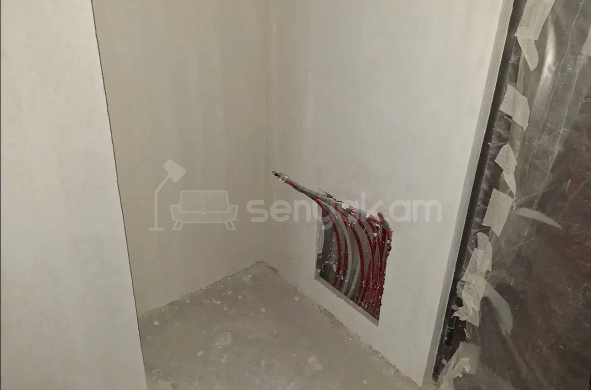 4 Սենյականոց Բնակարան Նորակառույցում, 93քմ, 14/14 հարկ, Զրոյական Վիճակում
