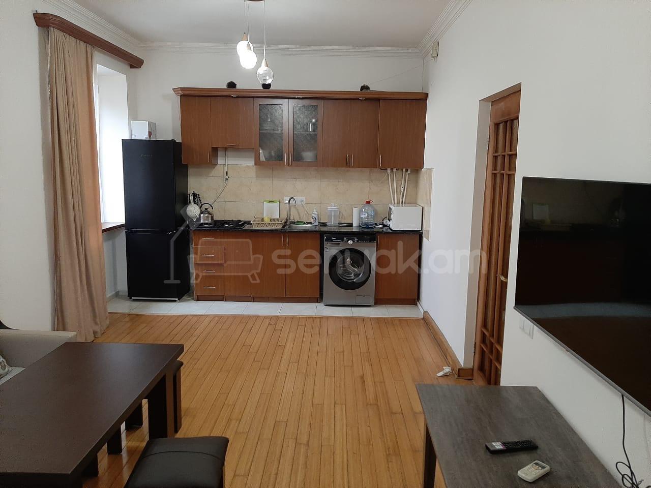 2 Սենյականոց Բնակարան Նորակառույցում, 50քմ, 12/14 հարկ, Դիզայներական Վերանորոգված, Կահավորված