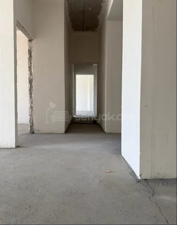 4 Սենյականոց Բնակարան Նորակառույցում, 116քմ, 12/16 հարկ, Զրոյական Վիճակում