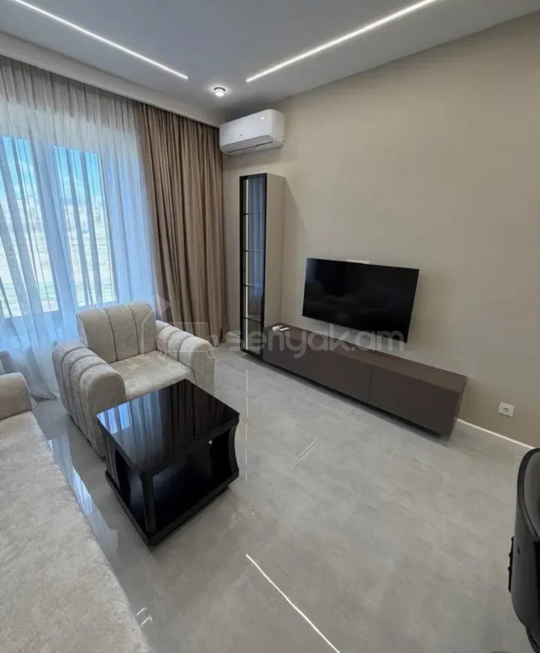 2 Սենյականոց Բնակարան, 45քմ, 5/14 հարկ, Կապիտալ Վերանորոգված, Կահավորված