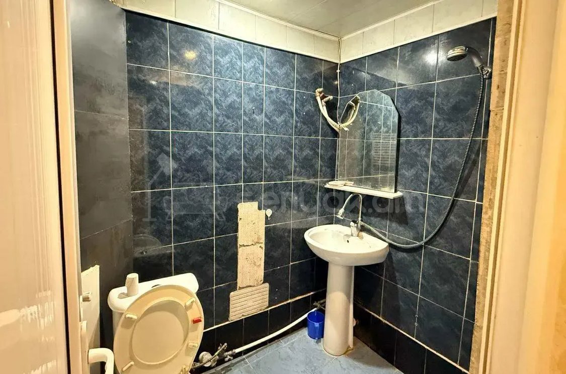2 Սենյականոց Բնակարան, 55քմ, 1/5 հարկ, Նորմալ Վիճակում, Կահավորված