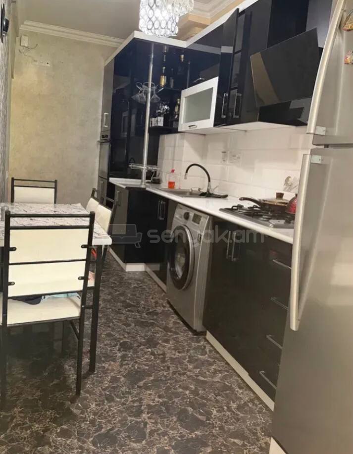 3 Սենյականոց Բնակարան, 73քմ, 1/9 հարկ, Կոսմետիկ Վերանորոգված, Կահավորված