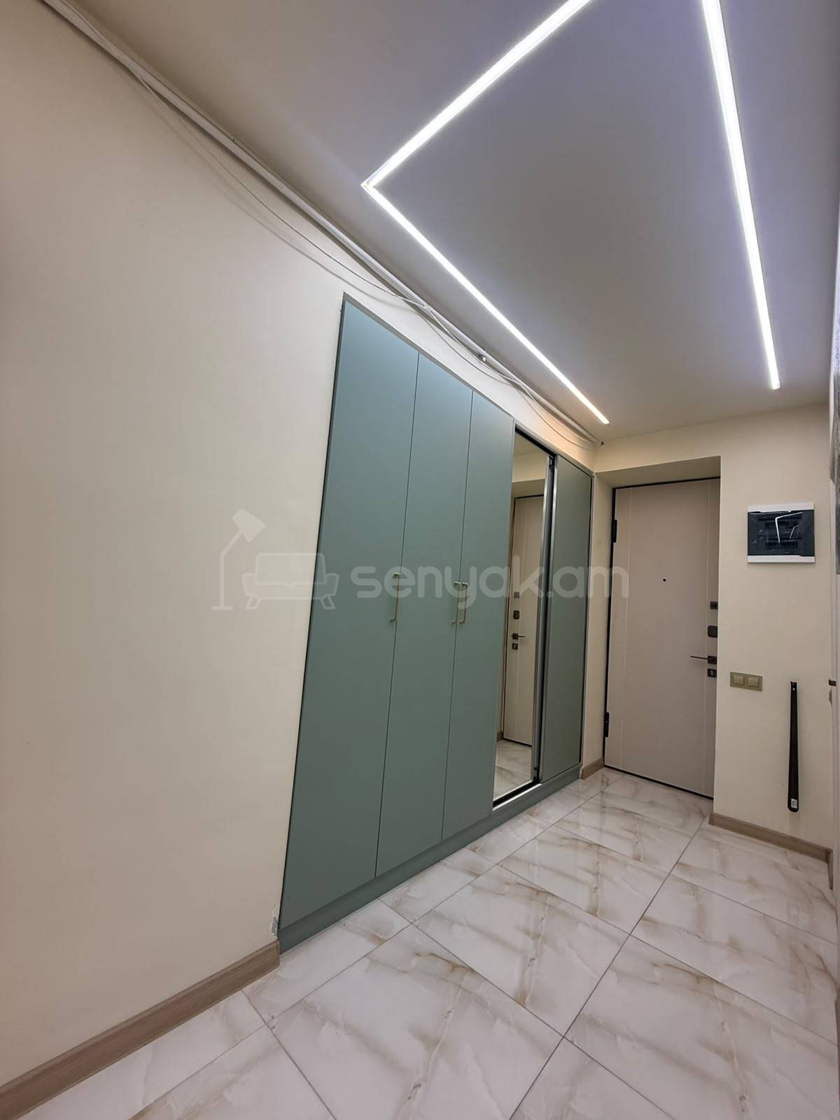 2 Սենյականոց Բնակարան Քարե Շենքում, 50քմ, 3/5 հարկ, Դիզայներական Վերանորոգված, Կահավորված, Արևկող
