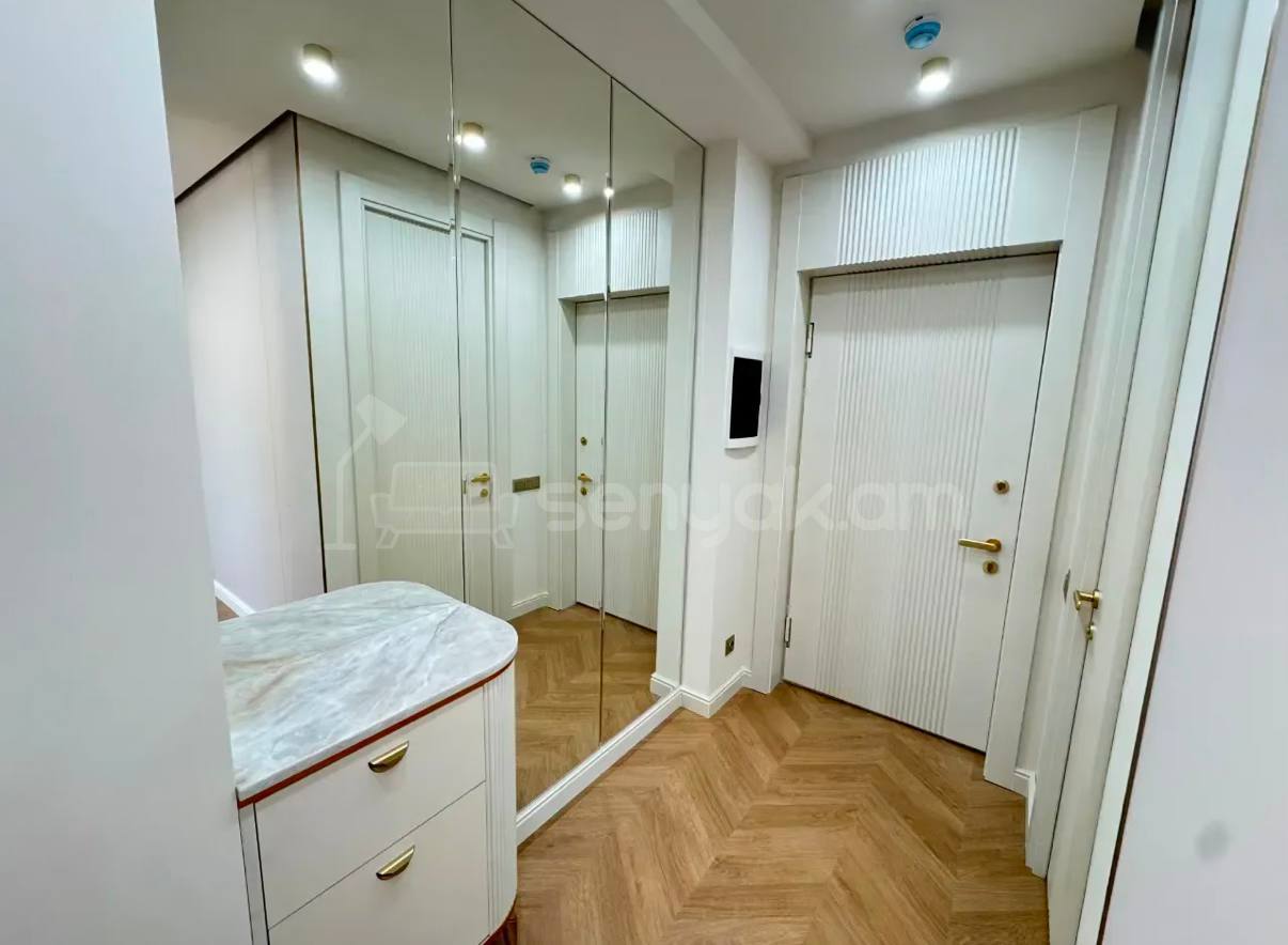 3 Սենյականոց Բնակարան, 96քմ, 4/14 հարկ, Դիզայներական Վերանորոգված