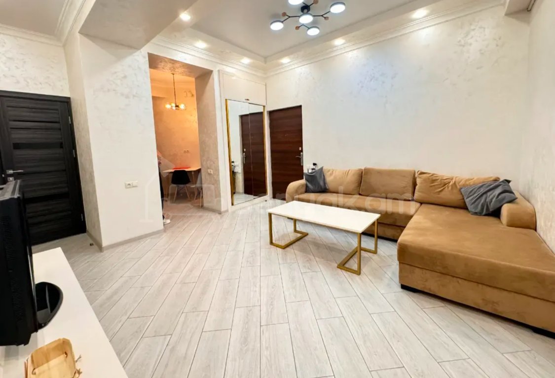 3 Սենյականոց Բնակարան Նորակառույցում, 58քմ, 4/15 հարկ, Կապիտալ Վերանորոգված, Կահավորված