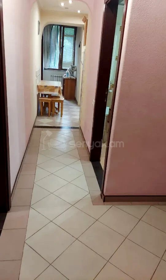 2 Սենյականոց Բնակարան, 70քմ, 2/9 հարկ, Կապիտալ Վերանորոգված, Կահավորված