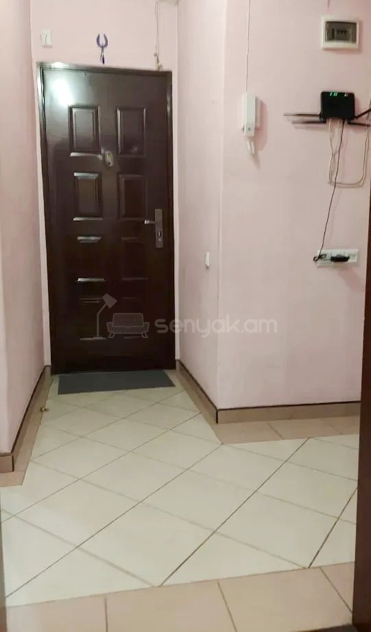 2 Սենյականոց Բնակարան, 70քմ, 2/9 հարկ, Կապիտալ Վերանորոգված, Կահավորված