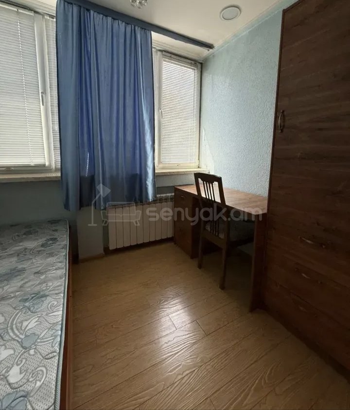 2 Սենյականոց Բնակարան Քարե Շենքում, 46քմ, 2/4 հարկ, Կապիտալ Վերանորոգված