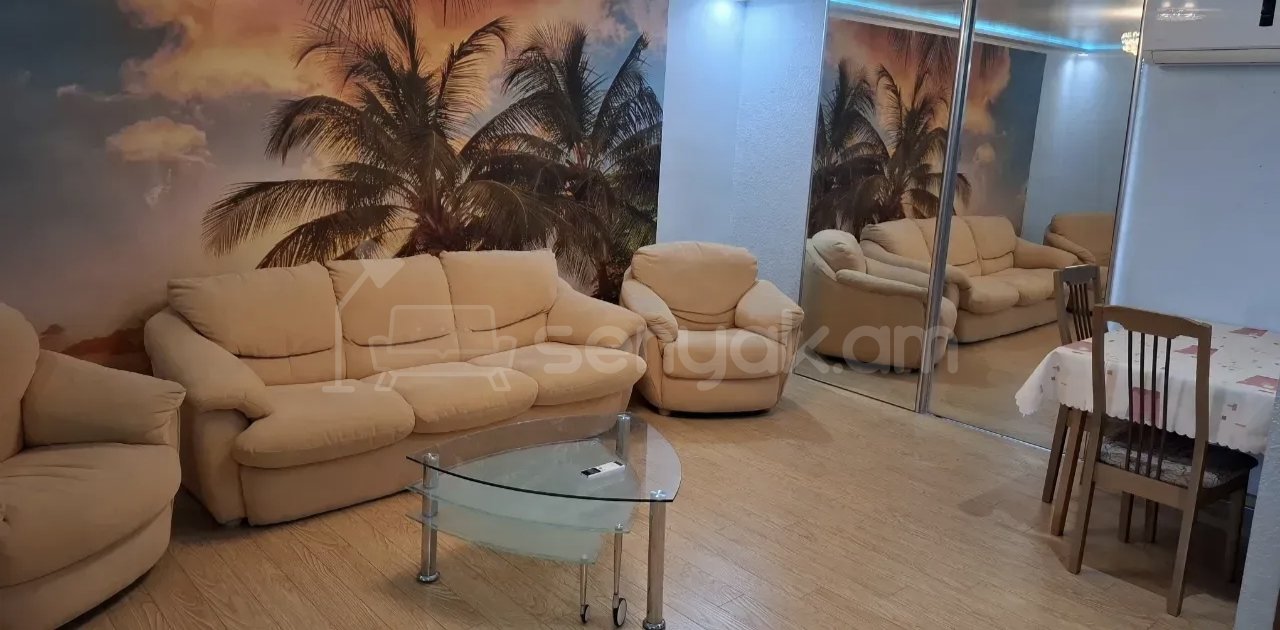2 Սենյականոց Բնակարան Քարե Շենքում, 46քմ, 2/4 հարկ, Կապիտալ Վերանորոգված