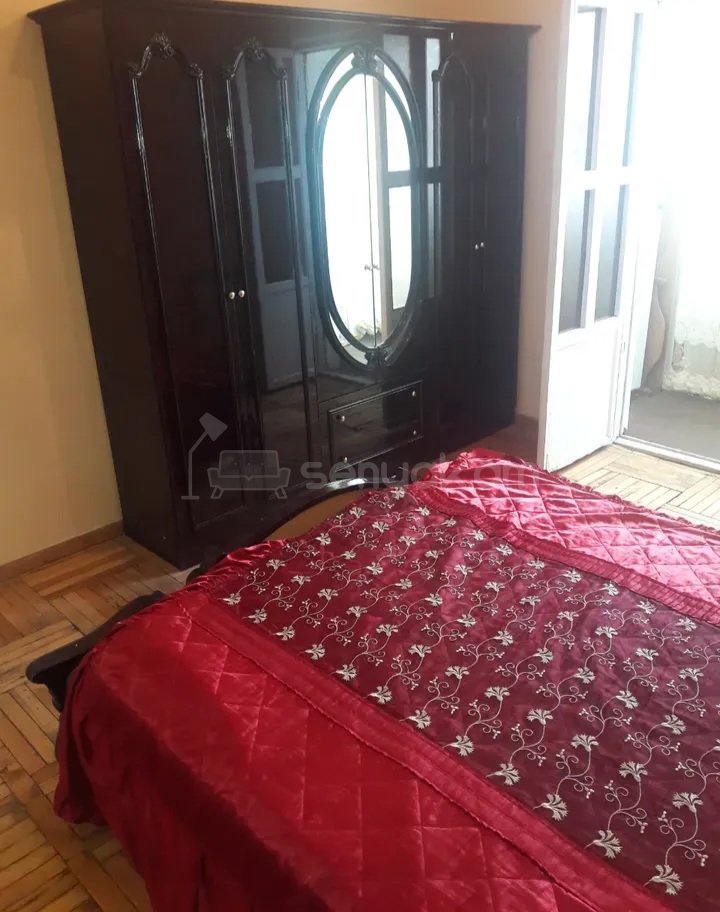 3 Սենյականոց Բնակարան Քարե Շենքում, 60քմ, 4/18 հարկ, Կապիտալ Վերանորոգված, Կահավորված