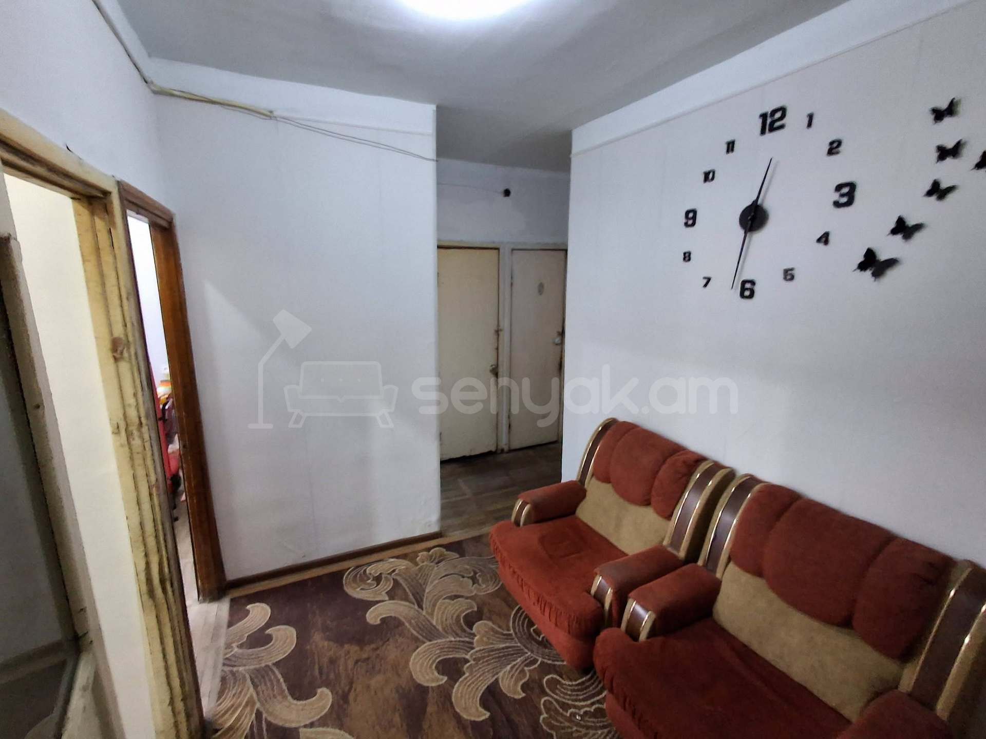 4 Սենյականոց Բնակարան Քարե Շենքում, 98քմ, 5/5 հարկ, Նորմալ Վիճակում