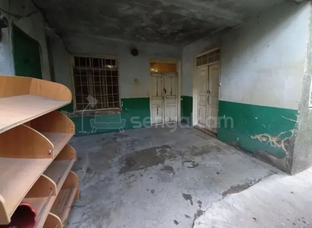 8 Սենյականոց Սեփական Տուն, 266քմ, Նորմալ Վիճակում, Ավտոտնակով