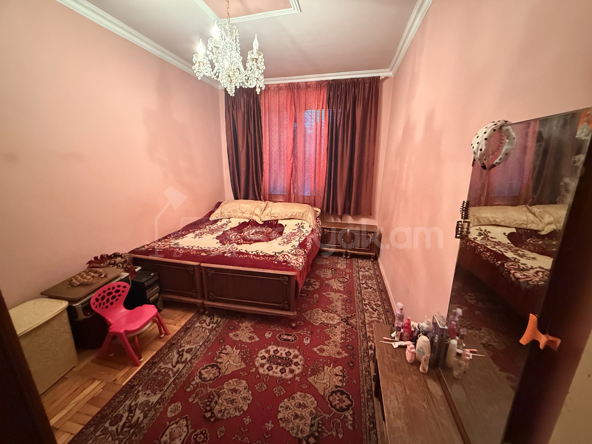 4 Սենյականոց Բնակարան, 105քմ, 1/9 հարկ, Կոսմետիկ Վերանորոգված, Կահավորված