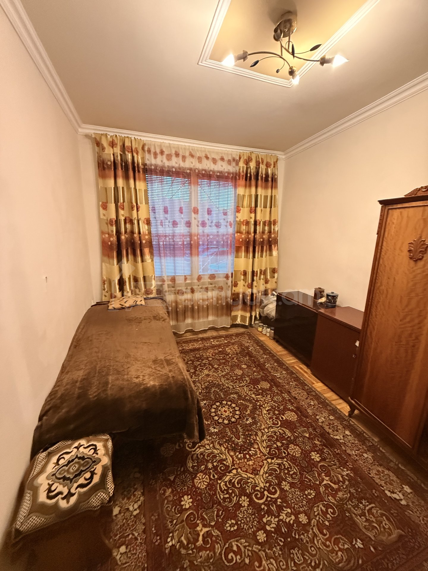 4 Սենյականոց Բնակարան, 105քմ, 1/9 հարկ, Կոսմետիկ Վերանորոգված, Կահավորված