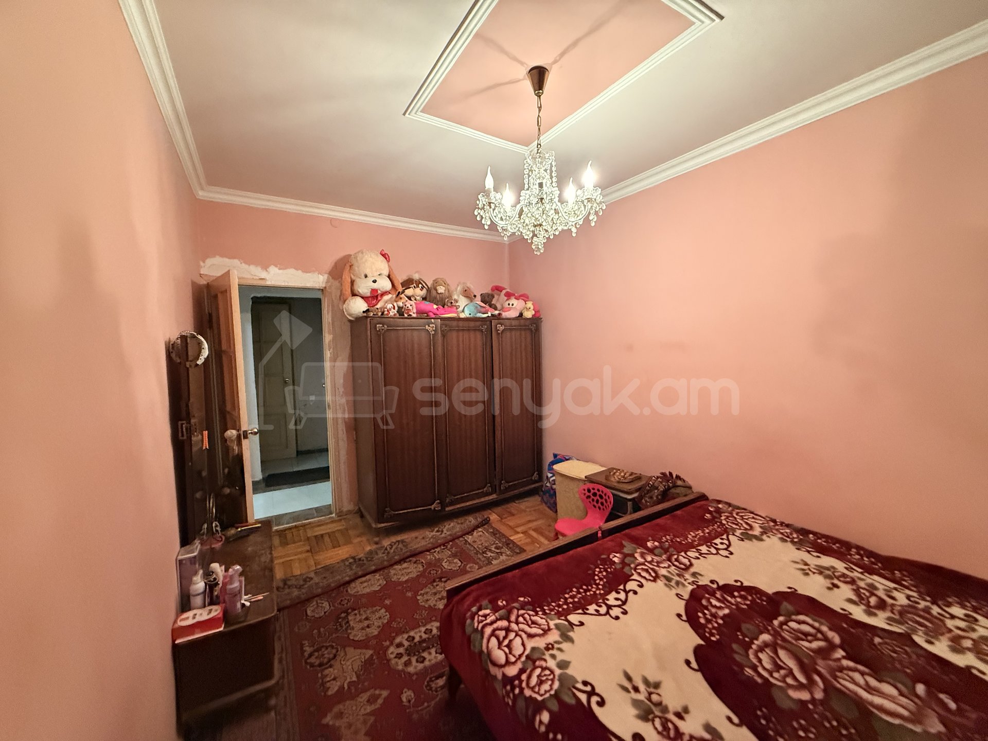 4 Սենյականոց Բնակարան, 105քմ, 1/9 հարկ, Կոսմետիկ Վերանորոգված, Կահավորված