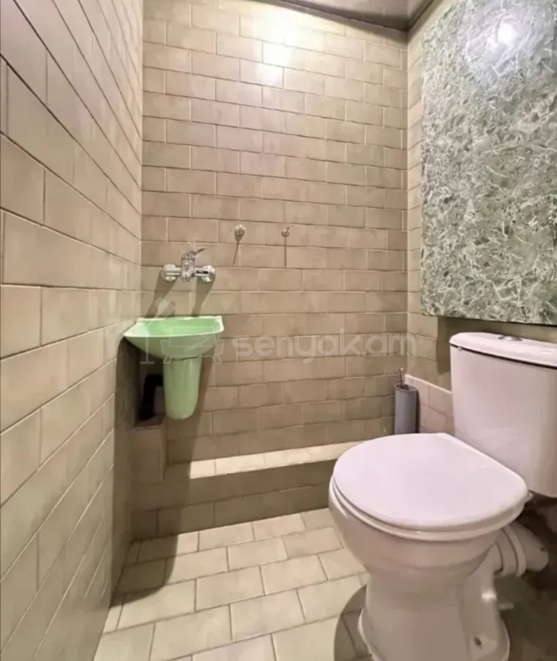 3 Սենյականոց Բնակարան, 92քմ, 6/9 հարկ, Նորմալ Վիճակում, Կահավորված